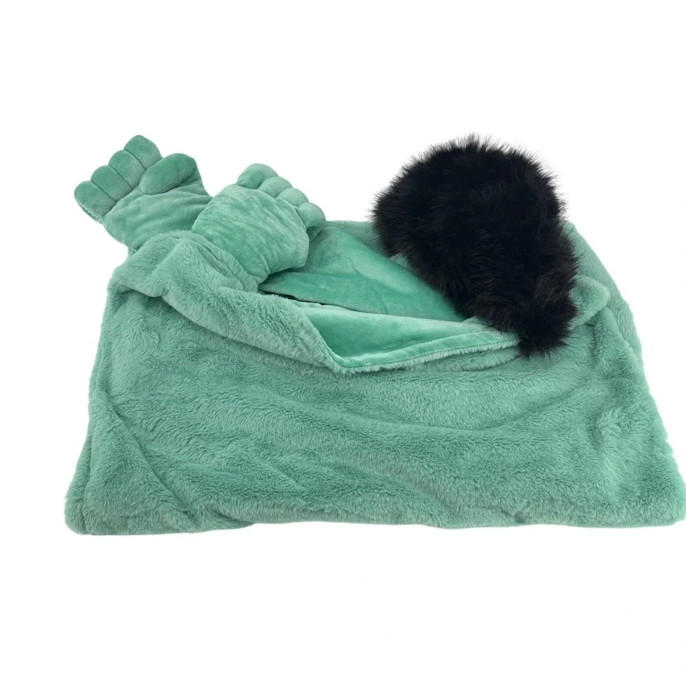 Marvel Pillowfort Hulk Wearable Throw Blanket Kids Green Faux Fur Hooded 40x50